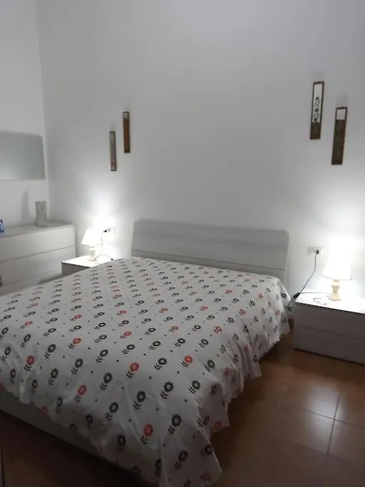 Holiday home Casa Vacanza A 50 Mt Dal Lungomare Sant'Antioco Italy
